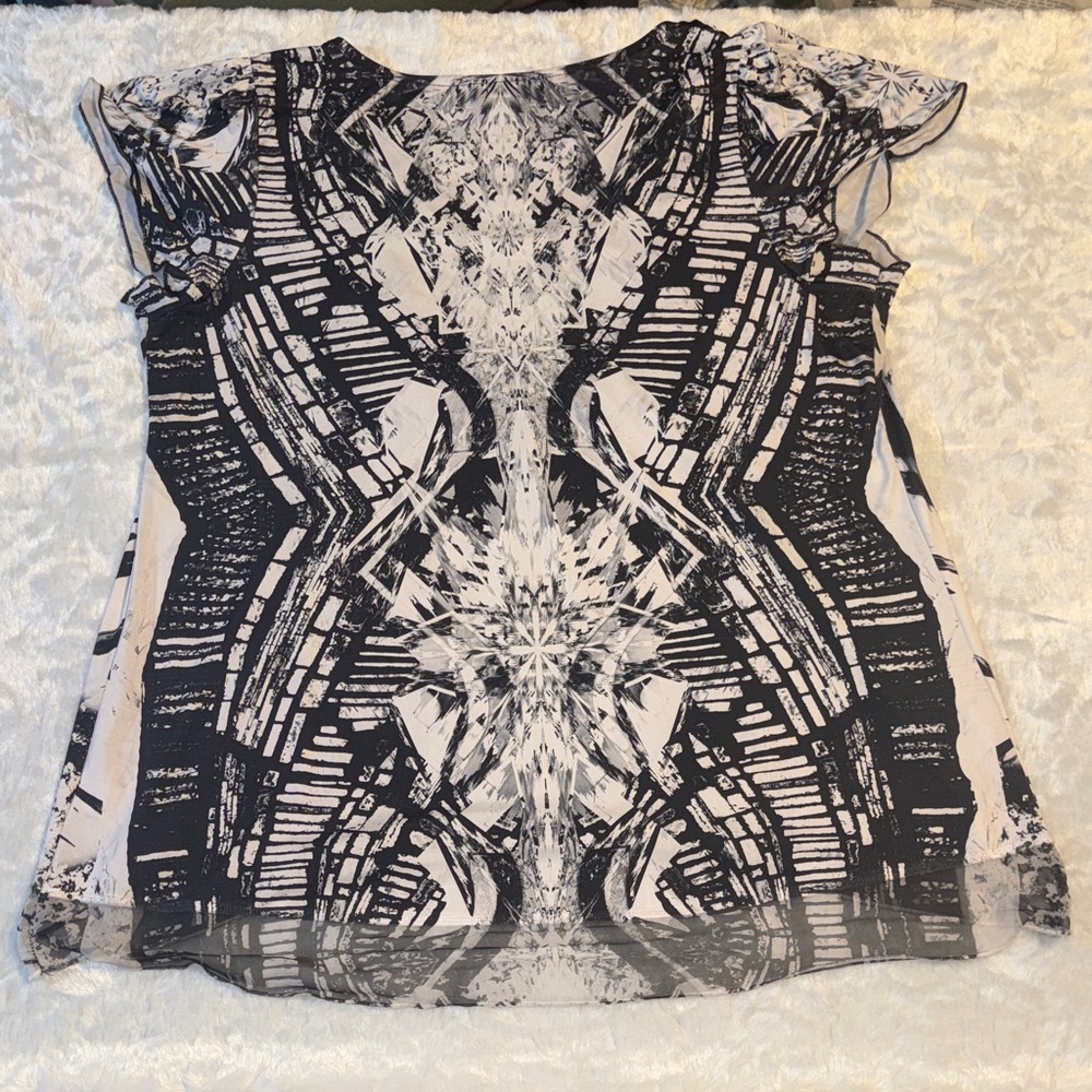 live and let live Black & White Printed Crochet Scoop Neck Tunic - Picture 8 of 8